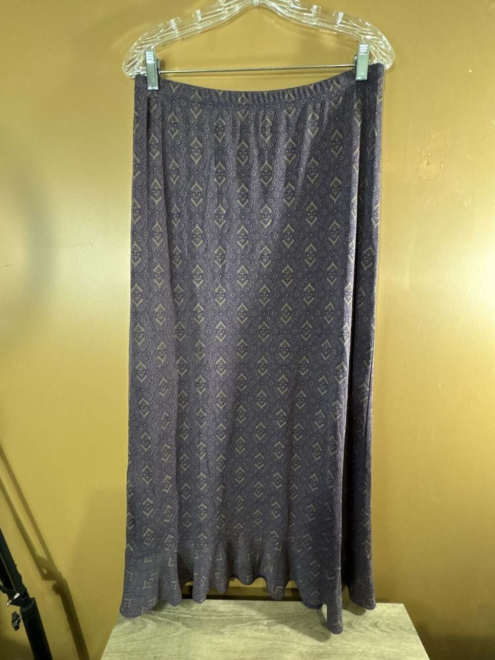 HC1128. J.Jill Purple Geometric Print Maxi Skirt with Ruffle Hem Size L